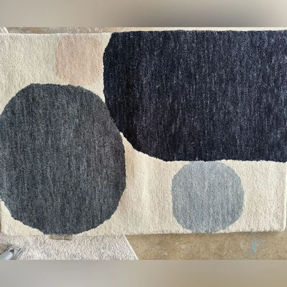 NEW LEMIEUX ET CIE HAND TUFTED LES FORMES RUG 2 X 3 - Picture 2 of 3